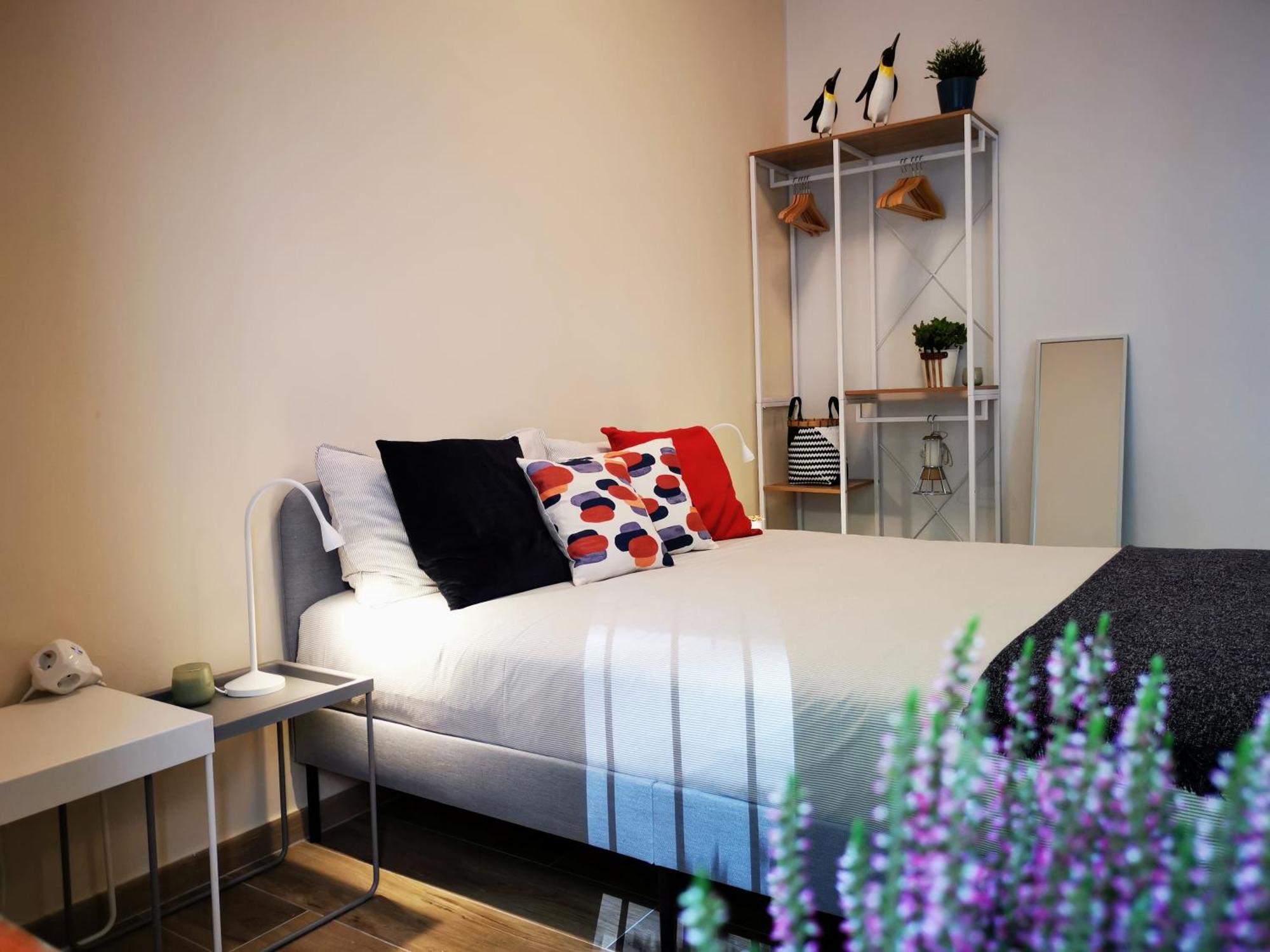 Spacious Apartment 50 Meters From The Metro มิลาน ห้อง รูปภาพ