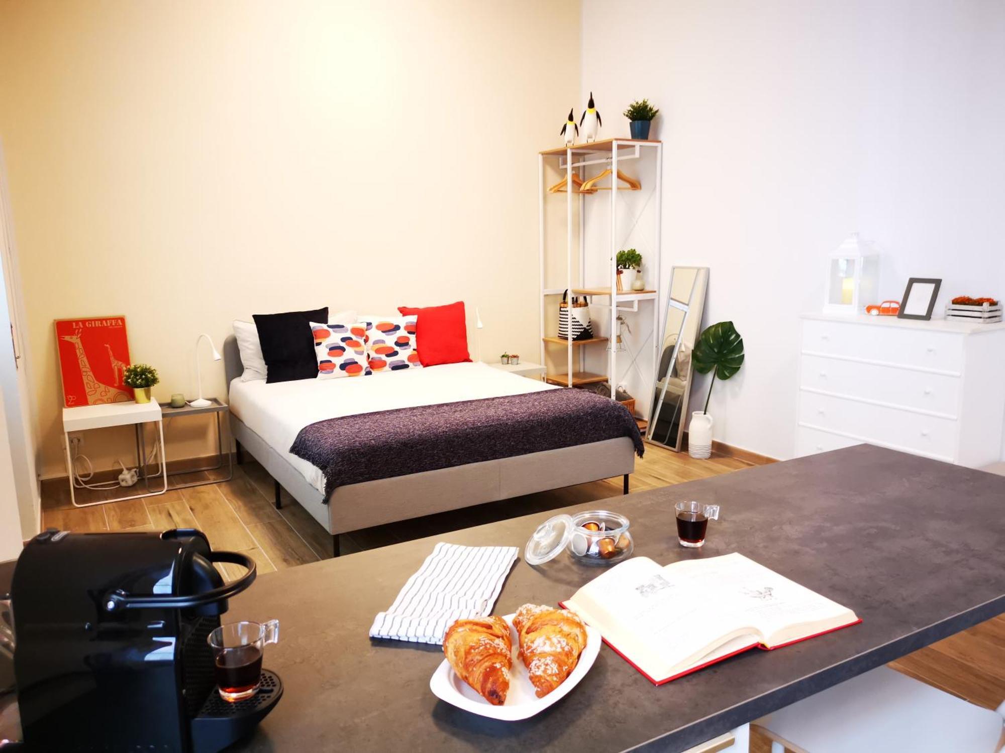 Spacious Apartment 50 Meters From The Metro มิลาน ห้อง รูปภาพ