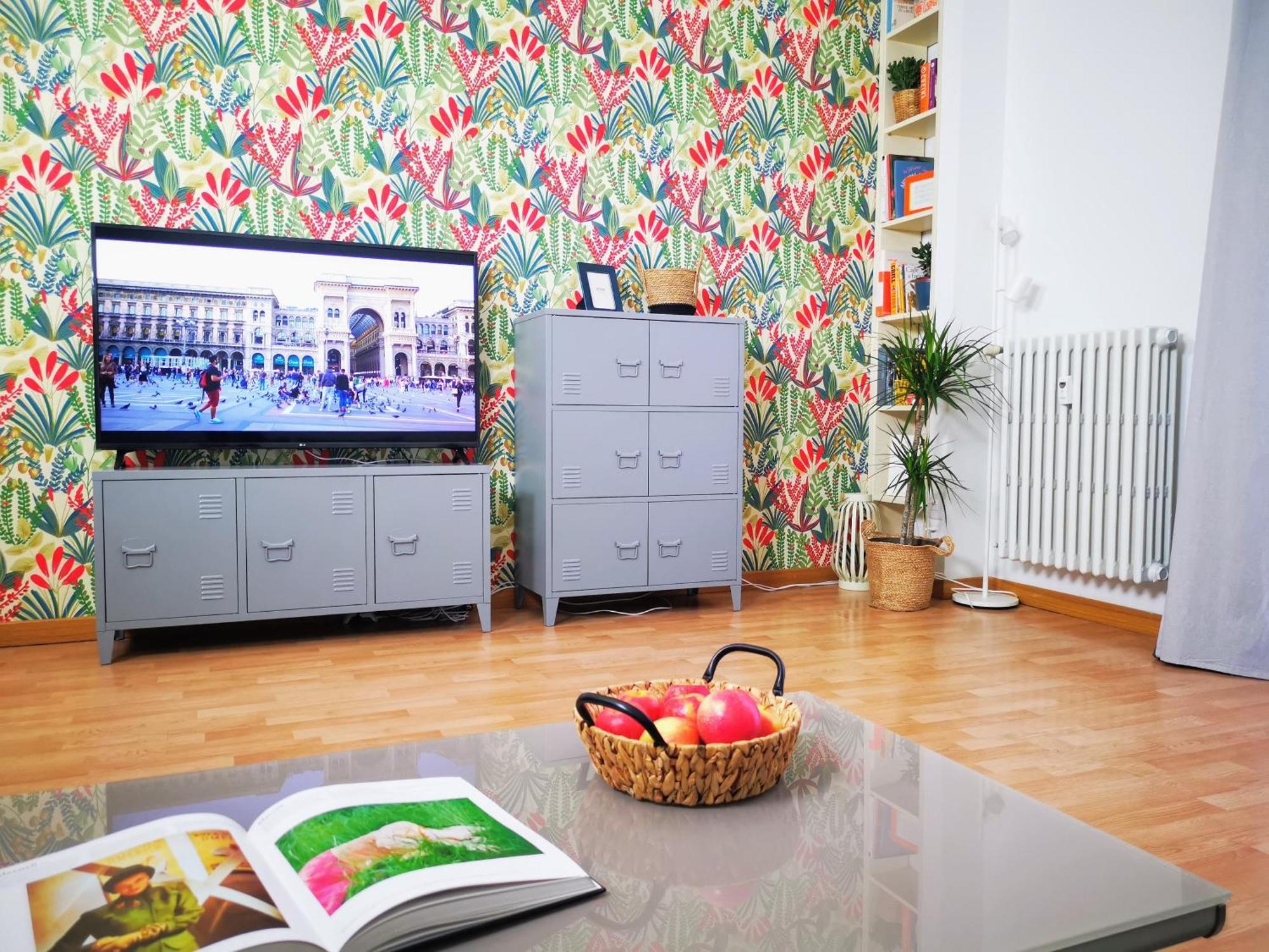 Spacious Apartment 50 Meters From The Metro มิลาน ภายนอก รูปภาพ