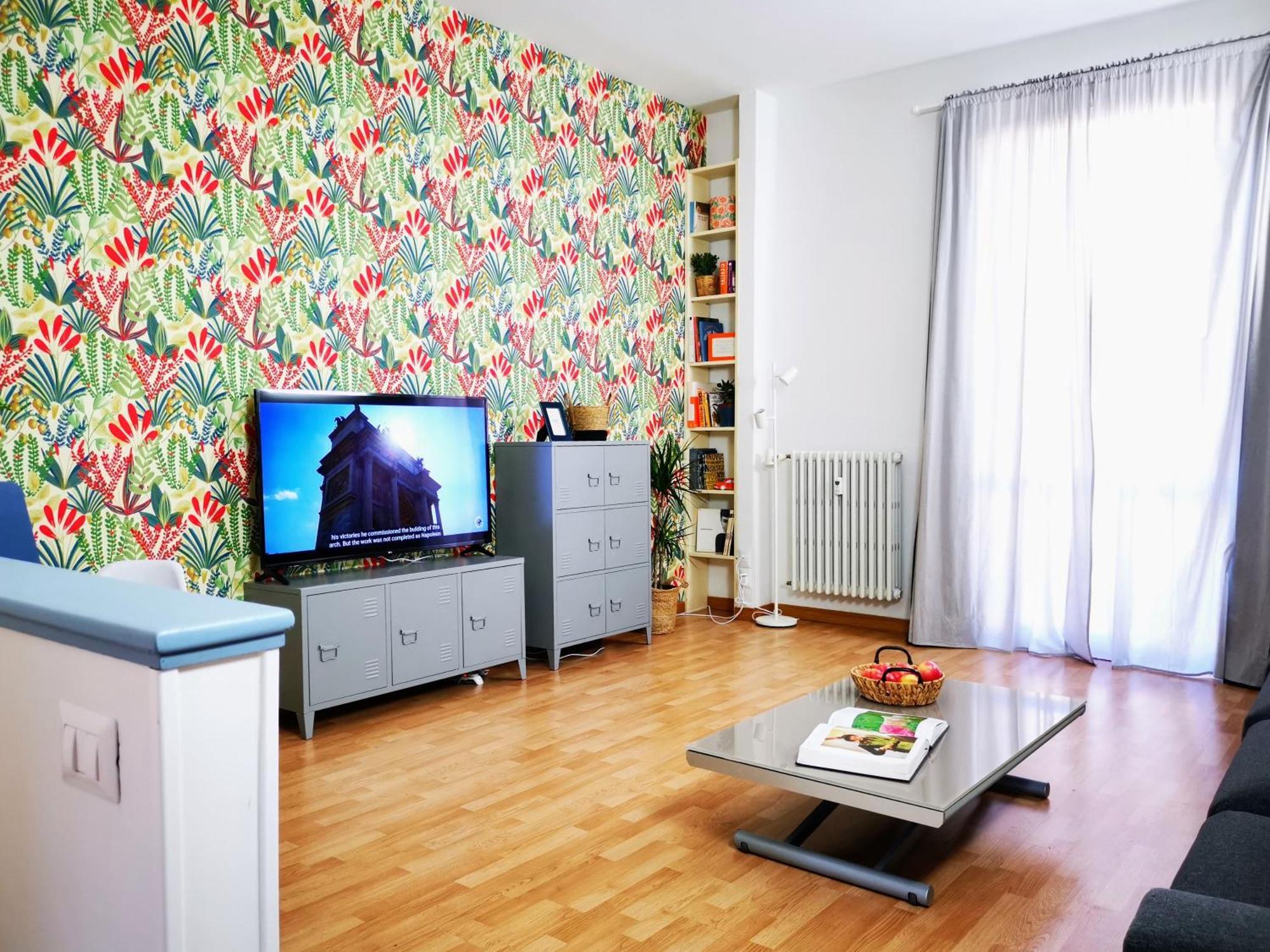 Spacious Apartment 50 Meters From The Metro มิลาน ภายนอก รูปภาพ
