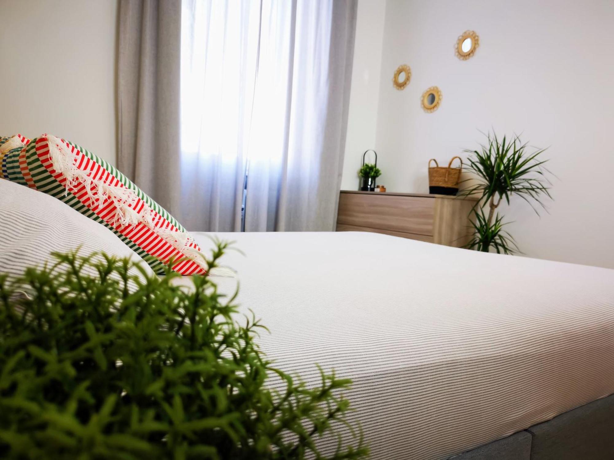 Spacious Apartment 50 Meters From The Metro มิลาน ภายนอก รูปภาพ