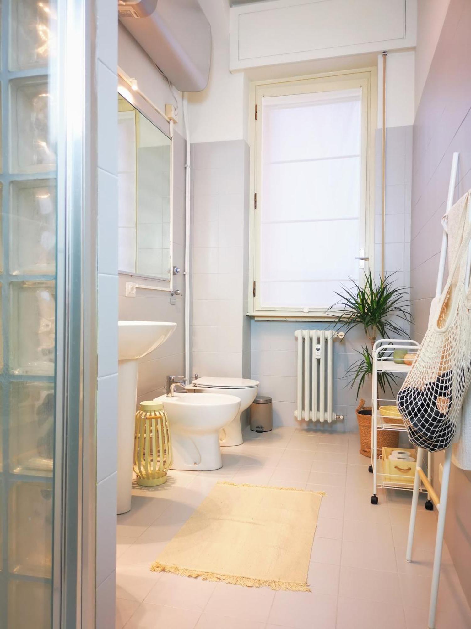 Spacious Apartment 50 Meters From The Metro มิลาน ภายนอก รูปภาพ